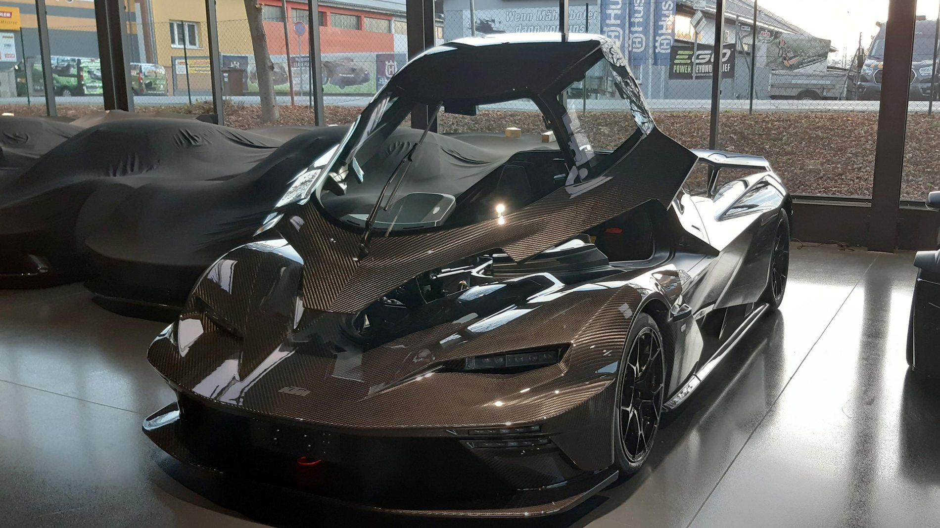 KTM X-BOW GT-XR in Carbon Clear Gloss